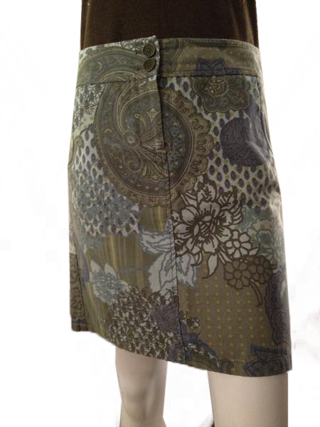 Ann Taylor above the knee blues/greens skirt size 4 (SKU 000210)