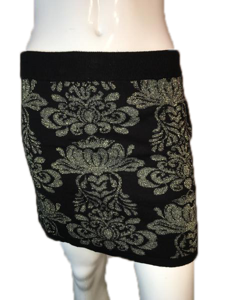 Forever 21 80's Skirt Black  Gold Print Design Size L SKU 000094