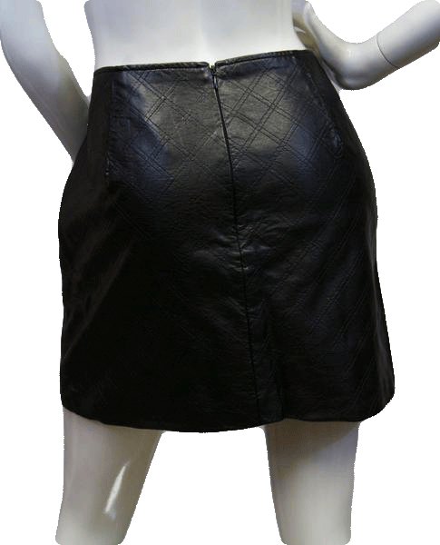 Load image into Gallery viewer, Mossimo 60&amp;#39;s Skirt Vegan Leather Size 14 SKU 000038
