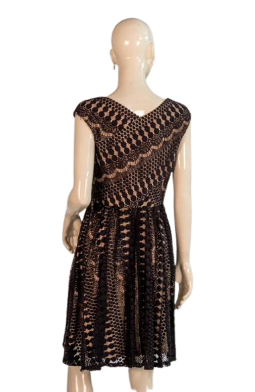 Load image into Gallery viewer, Betsey Johnson 80&amp;#39;s Dress Black &amp;amp; Cream Size 6 SKU 000288-3
