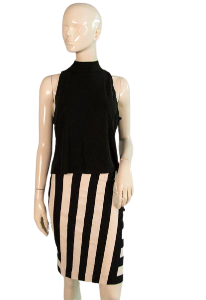 Load image into Gallery viewer, Ann Taylor Top Sleeveless Black Size L SKU 000294-7
