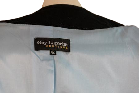 Guy Laroche Boutique 2 PC Set Light Blue & Black 42 (US 12) SKU 000288-7