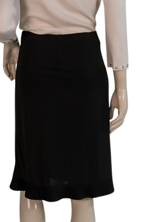 Cache Skirt Black Size Large SKU 000290-3