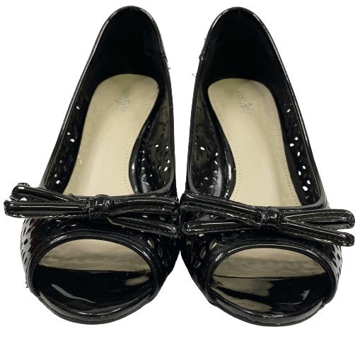 Shoes east 5th Women's Black In Box Size 7M SKU 000130