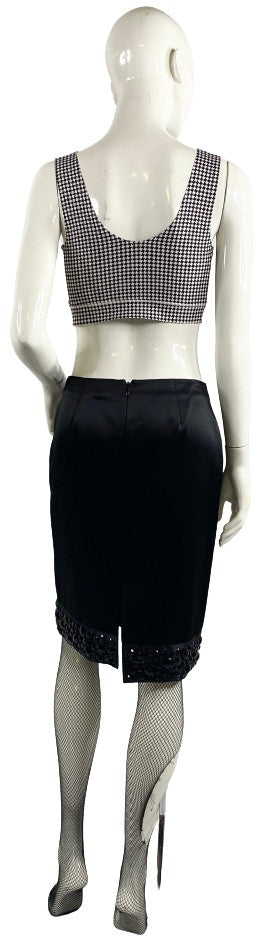 White House Black Market Skirt Black Embellished Size 4 SKU 000398-21