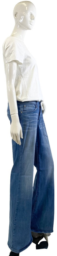 BCBG Maxazria Jeans Bell Bottom Size 31 SKU 000376-2