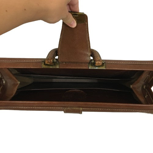 Briefcase Leather Brown SKU 000346-6